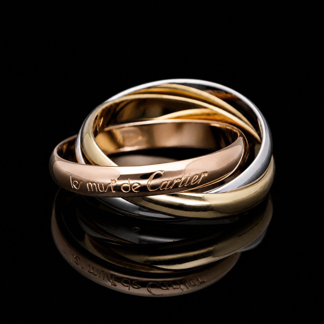 Cartier Trinity Ring gebraucht – Produktfoto freigestellt